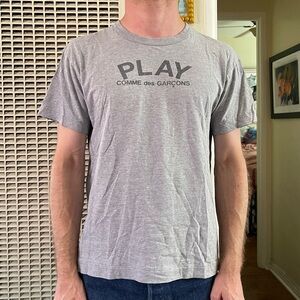 PLAY Comme des Garçons gray logo shirt
